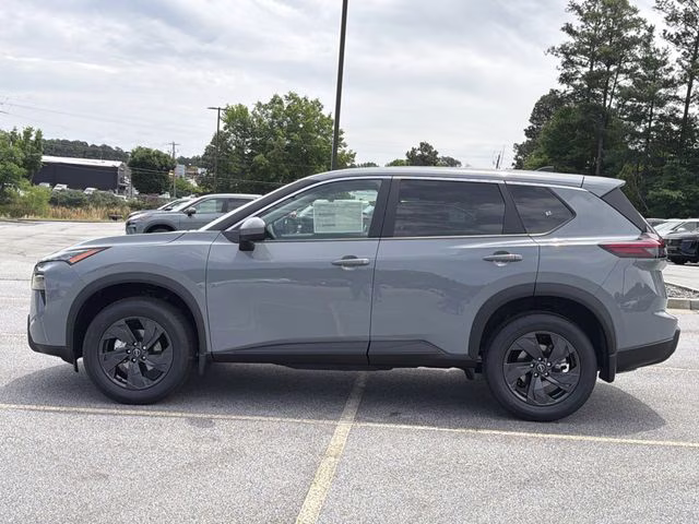2026 Boulder Gray Pearl Nissan Rogue SV FWD SUV