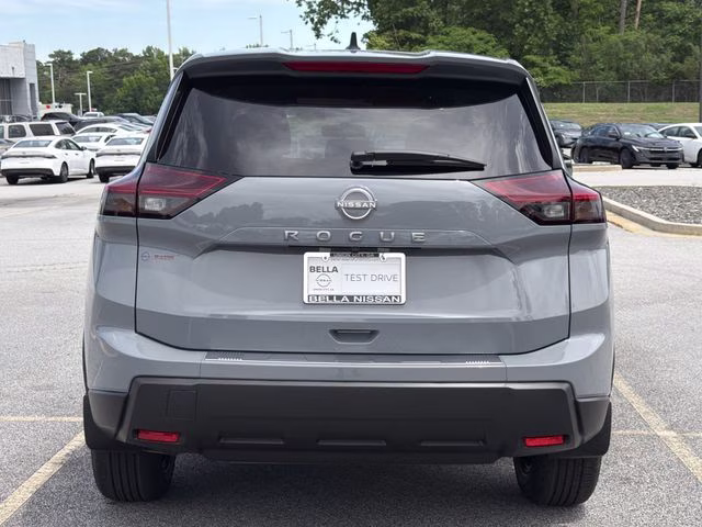 2026 Boulder Gray Pearl Nissan Rogue SV FWD SUV