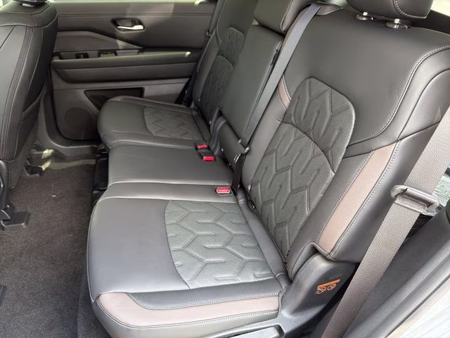 2026 Boulder Gray Pearl Nissan Pathfinder Platinum 4X4 SUV