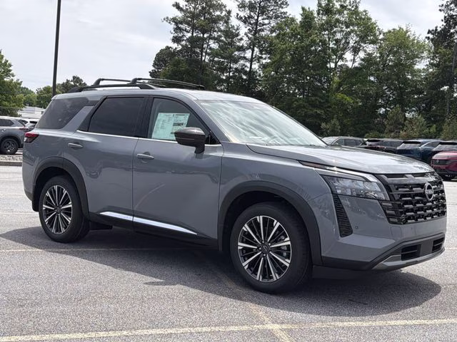 2026 Boulder Gray Pearl Nissan Pathfinder Platinum 4X4 SUV