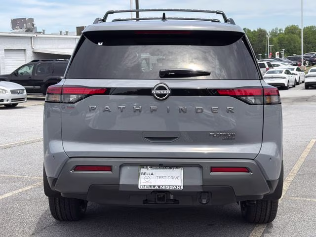 2026 Boulder Gray Pearl Nissan Pathfinder Platinum 4X4 SUV