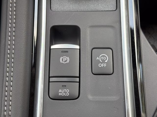 2026 Boulder Gray Pearl Nissan Pathfinder Platinum 4X4 SUV