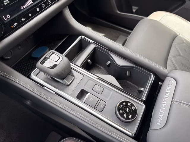 2026 Boulder Gray Pearl Nissan Pathfinder Platinum 4X4 SUV