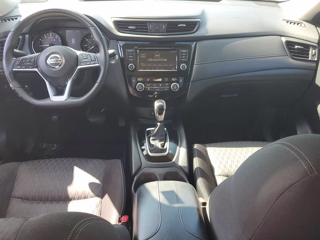 2020 Gun Metallic Nissan Rogue SV FWD SUV