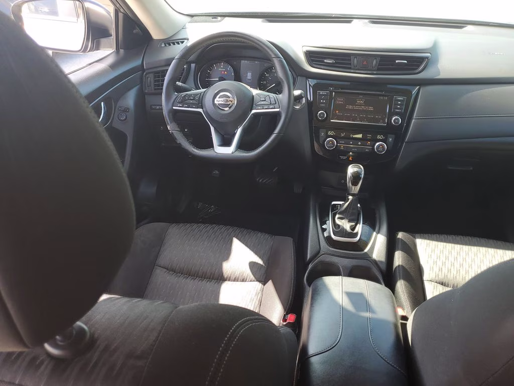 2020 Gun Metallic Nissan Rogue SV FWD SUV