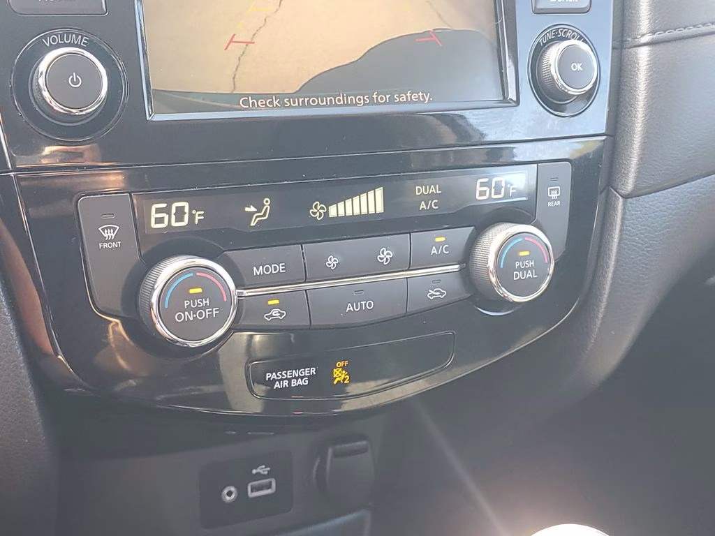 2020 Gun Metallic Nissan Rogue SV FWD SUV