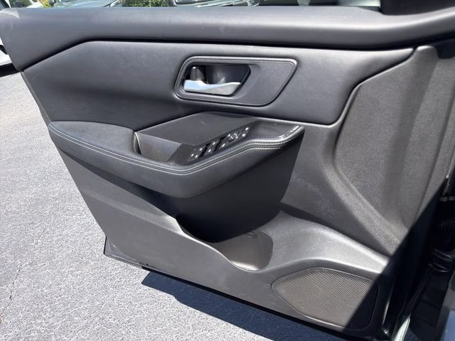 2025 Gun Metallic Nissan Rogue SV FWD SUV