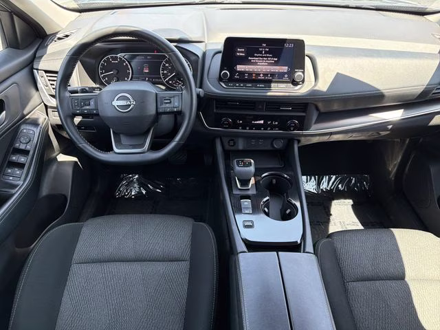2025 Gun Metallic Nissan Rogue SV FWD SUV
