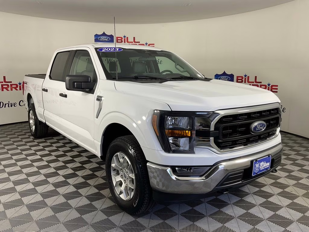 2023 Oxford White Ford F-150 XLT 4X4 Truck