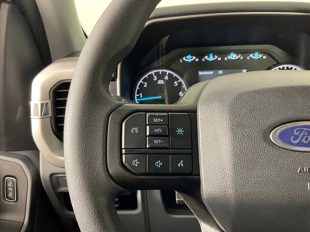 2023 Oxford White Ford F-150 XLT 4X4 Truck