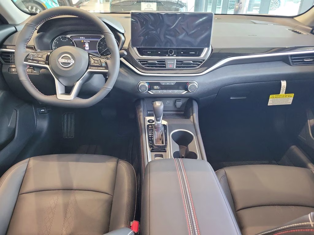 2026 Pearl White/Super Black Nissan Altima 2.5 SR FWD Sedan