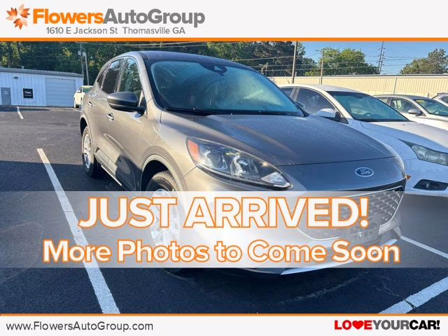 2021 Gray Metallic Ford Escape Hybrid SE AWD SUV