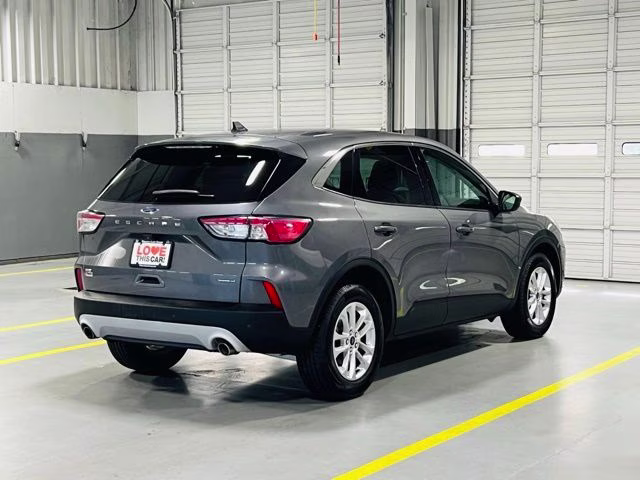 2021 Gray Metallic Ford Escape Hybrid SE AWD SUV