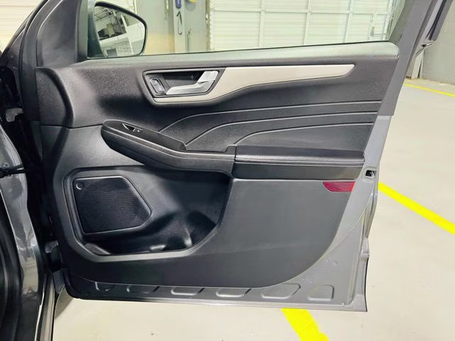 2021 Gray Metallic Ford Escape Hybrid SE AWD SUV