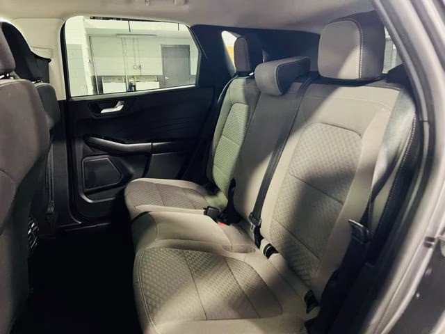 2021 Gray Metallic Ford Escape Hybrid SE AWD SUV