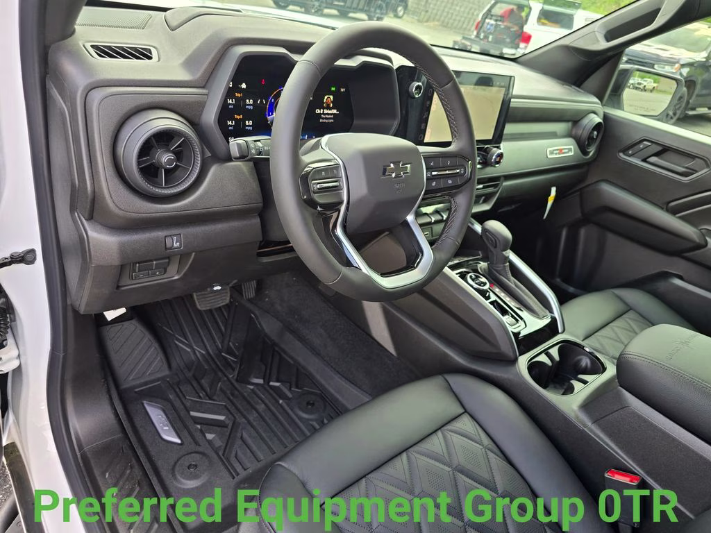 2026 Summit White Chevrolet Colorado Trail Boss 4X4 Truck