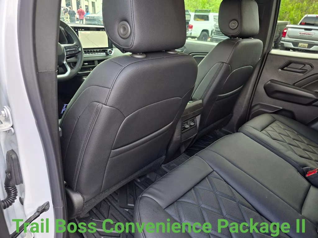 2026 Summit White Chevrolet Colorado Trail Boss 4X4 Truck