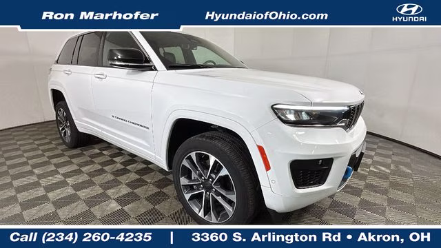 2023 Bright White Clearcoat Jeep Grand Cherokee Overland 4xe 4X4 SUV