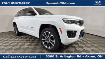 2023 Bright White Clearcoat Jeep Grand Cherokee Overland 4xe 4X4 SUV