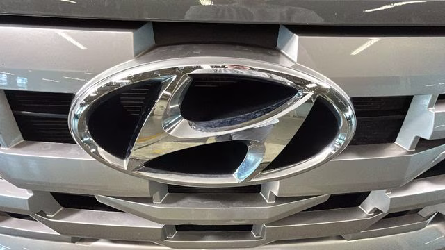 2024 Hampton Gray Hyundai Santa Cruz SEL FWD Truck