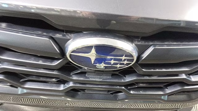 2025 Magnetite Gray Metallic/Crystal Black Silica Subaru Crosstrek Base AWD SUV