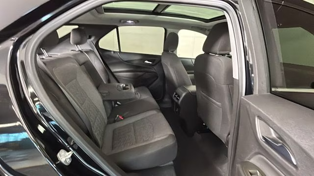 2023 Mosaic Black Metallic Chevrolet Equinox LT AWD SUV