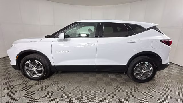 2023 Summit White Chevrolet Blazer LT FWD SUV