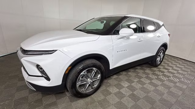 2023 Summit White Chevrolet Blazer LT FWD SUV