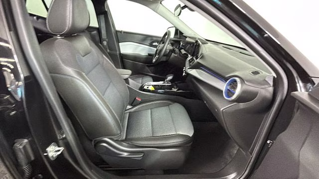 2026 Mosaic Black Metallic Chevrolet Trax LT FWD SUV