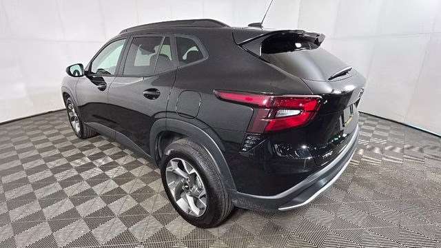 2026 Mosaic Black Metallic Chevrolet Trax LT FWD SUV