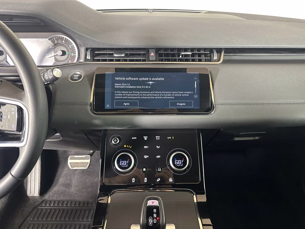 2023 Fuji White Land Rover Range Rover Evoque R-Dynamic SE AWD SUV