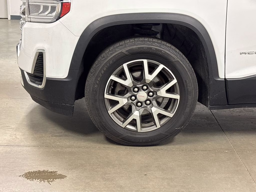 2020 Summit White GMC Acadia SLE AWD SUV