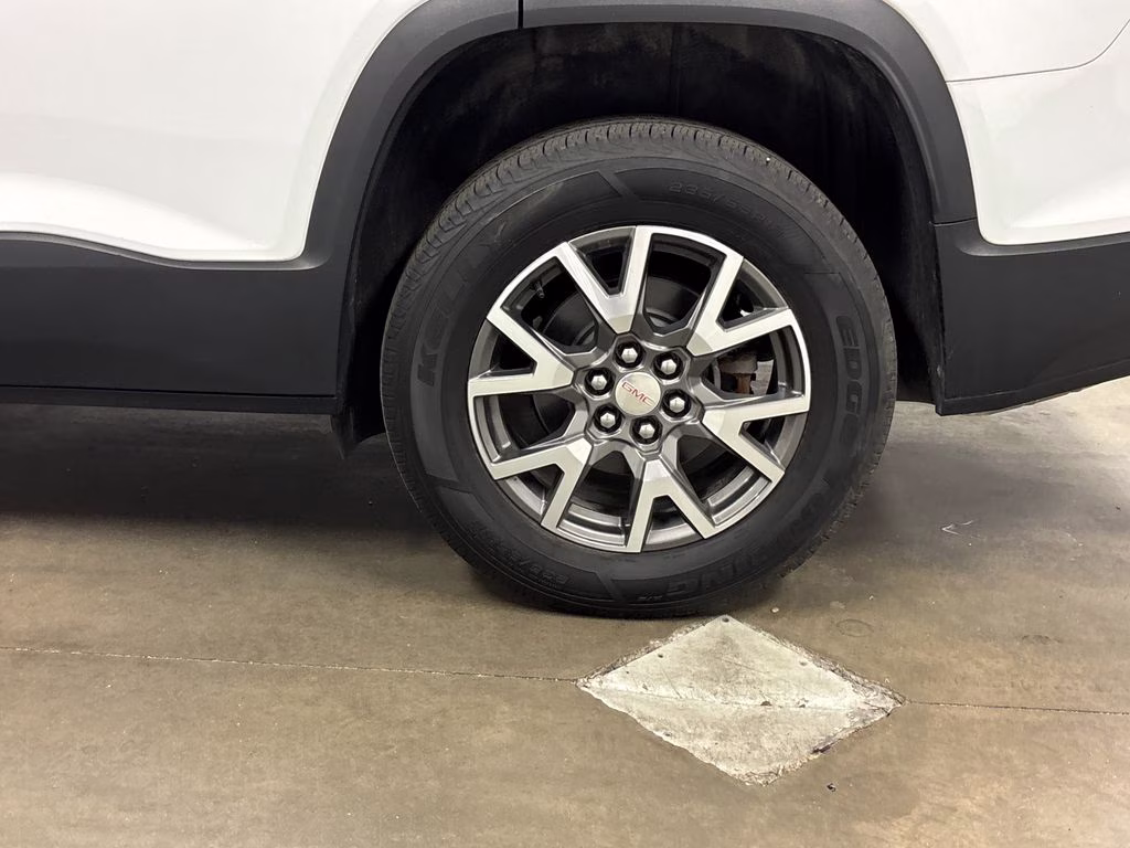 2020 Summit White GMC Acadia SLE AWD SUV