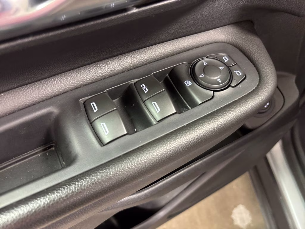2023 Sterling Metallic GMC Terrain SLE FWD SUV