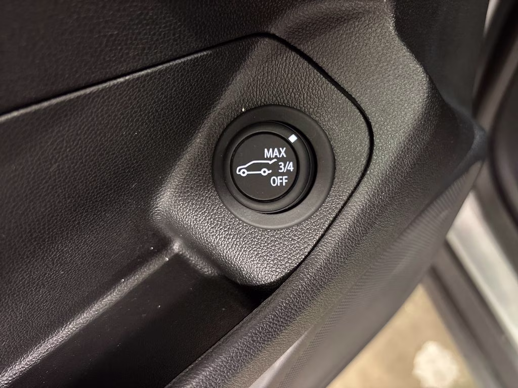 2023 Sterling Metallic GMC Terrain SLE FWD SUV