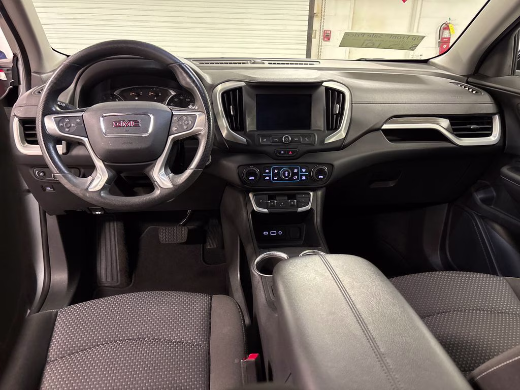 2023 Sterling Metallic GMC Terrain SLE FWD SUV