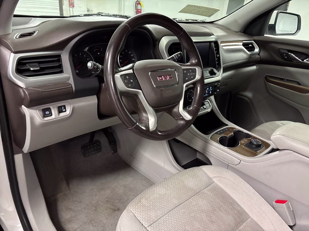 2020 Summit White GMC Acadia SLE AWD SUV