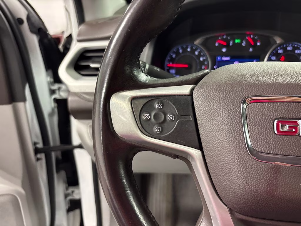 2020 Summit White GMC Acadia SLE AWD SUV