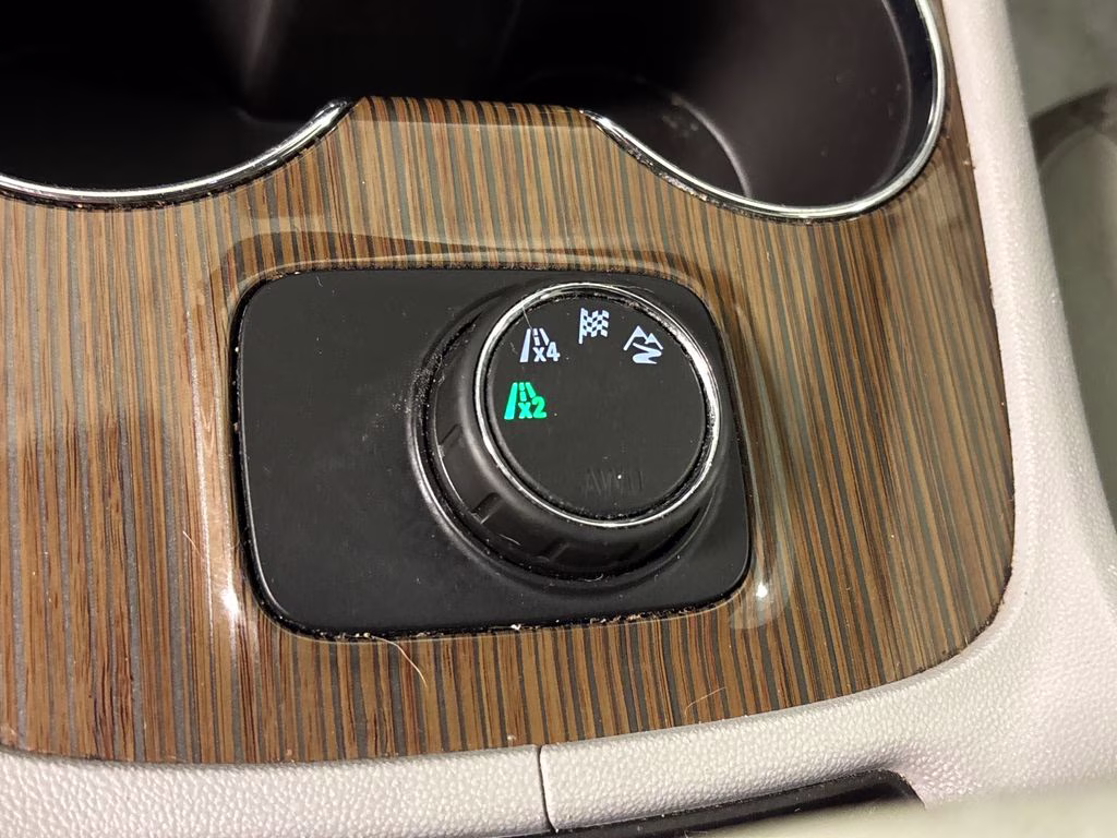 2020 Summit White GMC Acadia SLE AWD SUV