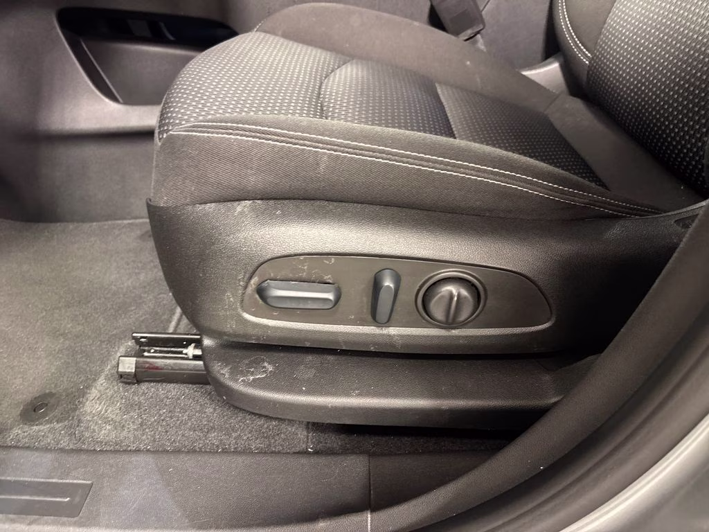 2023 Sterling Metallic GMC Terrain SLE FWD SUV