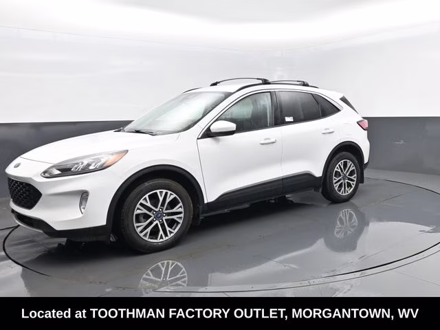 2022 White Ford Escape SEL AWD SUV