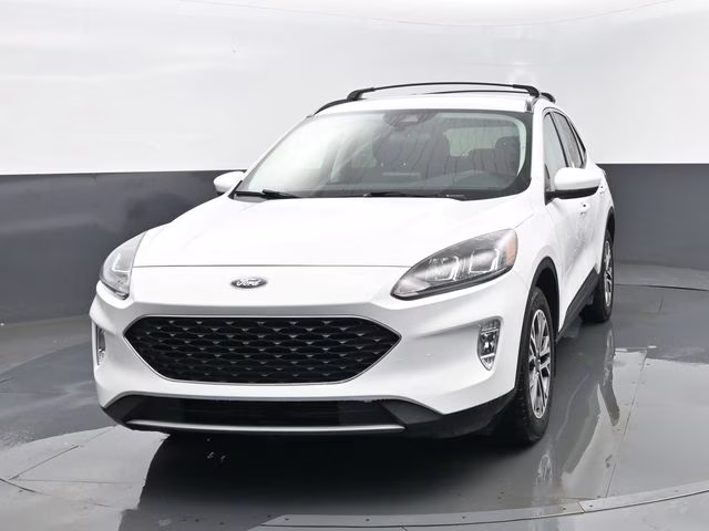 2022 White Ford Escape SEL AWD SUV