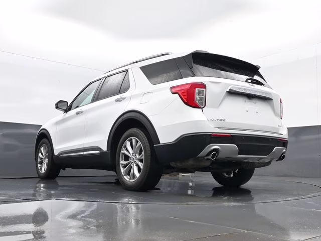 2023 Oxford White Ford Explorer Limited 4X4 SUV