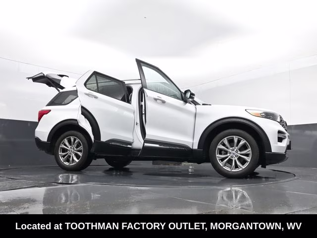 2023 Oxford White Ford Explorer Limited 4X4 SUV