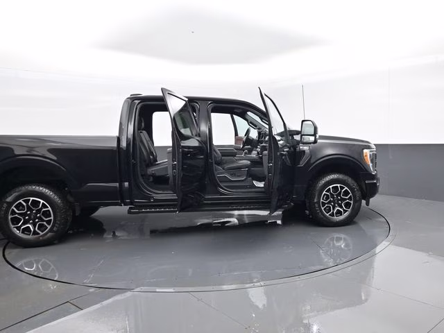 2023 Black Ford F-150 Lariat 4X4 Truck