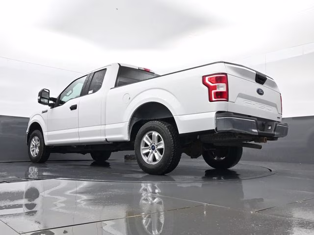 2020 White Ford F-150 XLT 4X4 Truck