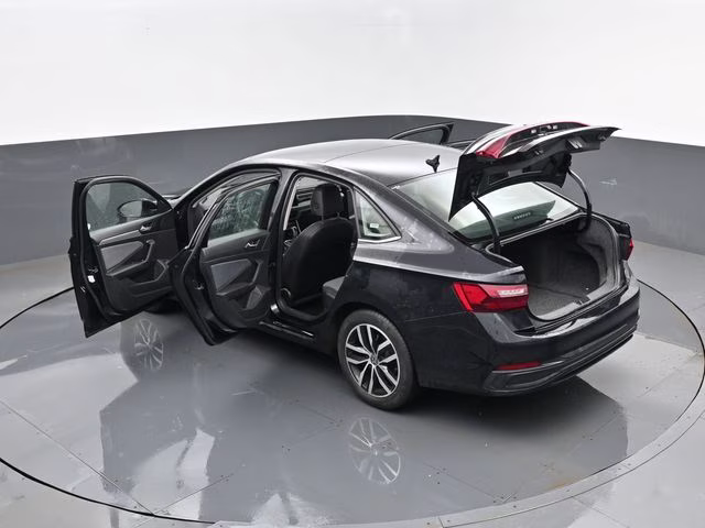 2025 Black Volkswagen Jetta 1.5T SE FWD Sedan