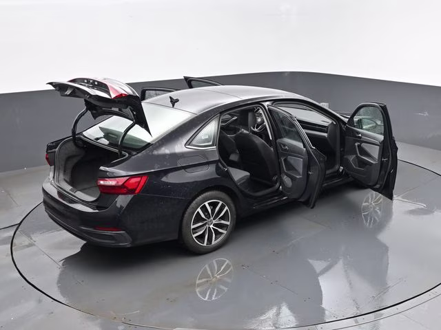 2025 Black Volkswagen Jetta 1.5T SE FWD Sedan