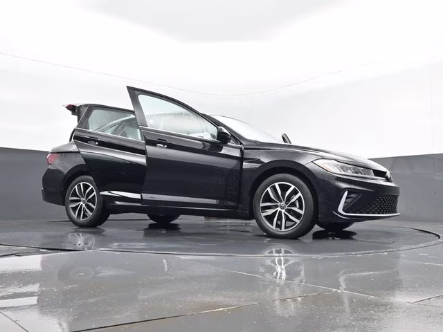 2025 Black Volkswagen Jetta 1.5T SE FWD Sedan