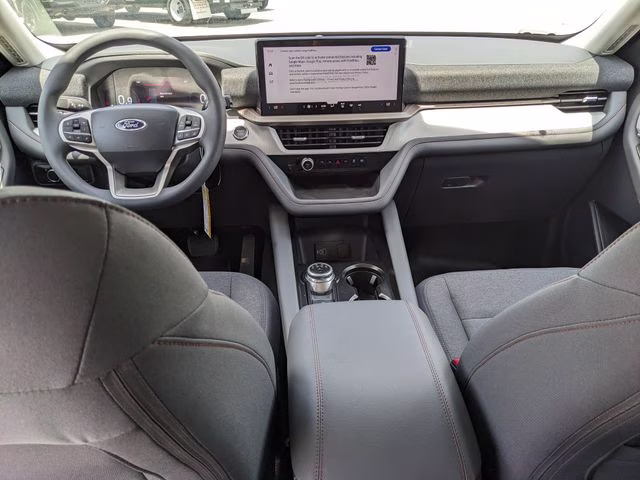 2026 Oxford White Ford Explorer Active 4X4 SUV